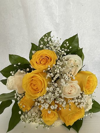 Yellow and white roses