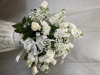 Pequa All White Sympathy Basket