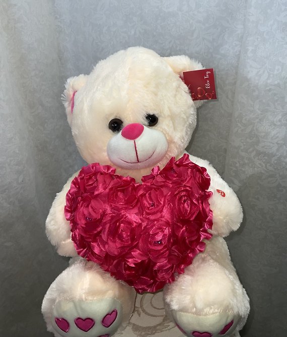 Pink heart bear