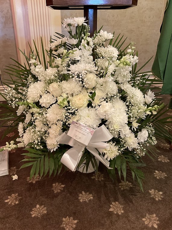 All White floor container