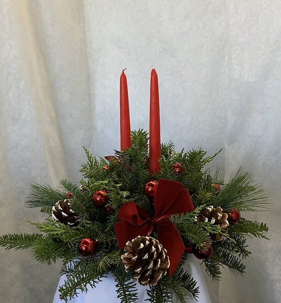 P Christmas centerpiece
