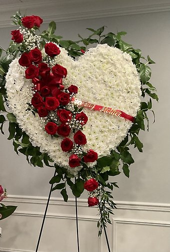 White heart red roses