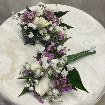Pastel Boutonnière
