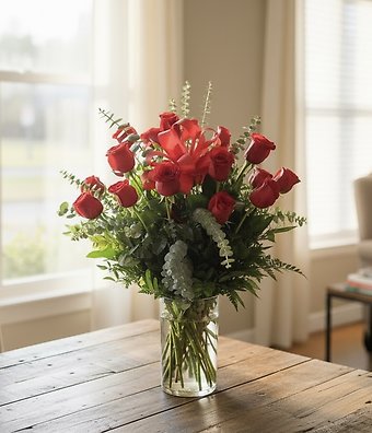 Pequa Red roses & eucalyptus